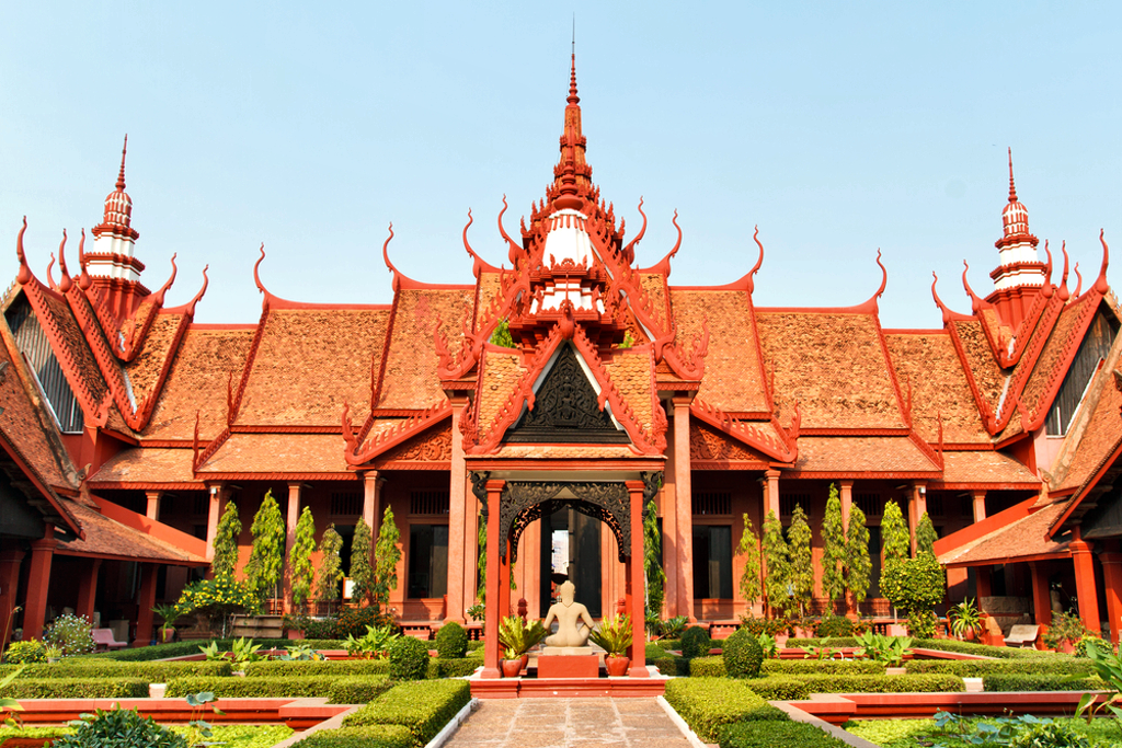 Museo Nacional de Camboya - shutterstock image